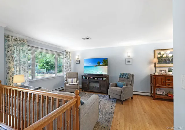 Homes for sale in Poughkeepsie (town), NY | 11 Danspence Rd, Poughkeepsie (town), NY 12603 | MLS# 1016806