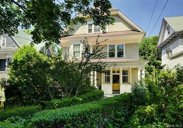 2nd image of 97 Belvedere Dr, Yonkers, NY 10705 | MLS# 1016808