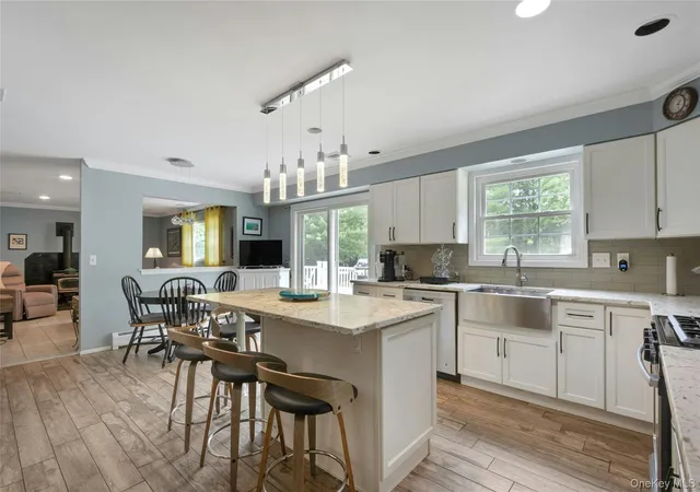 Photo 4 of Sale Pending at 7 S Cranford Rd, Bardonia, NY 10954 | MLS# 1016811 | Listing updated on 2026-07-24
