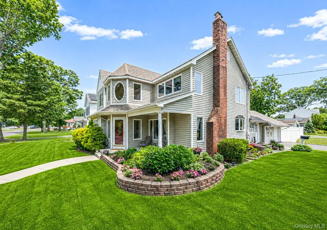 2nd image of 77 Toomey Rd, West Islip, NY 11795 | MLS# 1016813