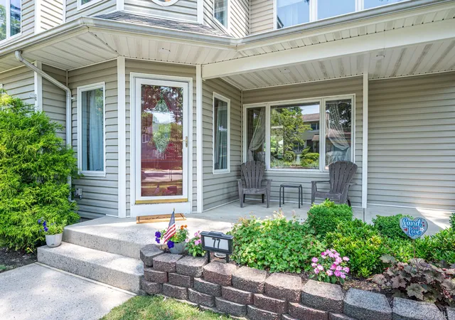 4th image of 77 Toomey Rd, West Islip, NY 11795 | MLS# 1016813