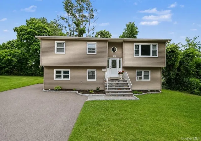 Homes for sale in Cortlandt, NY | 167 Kings Ferry Rd, Cortlandt, NY 10511 | MLS# 1016843
