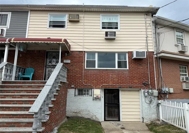 Photo 3 of Single family home for sale at 1633 Canarsie Rd, Brooklyn, NY 11236 | MLS# 1016845 | Listing updated on 2026-06-25