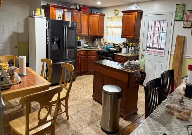 Photo 3 of Single family home for sale at 1633 Canarsie Rd, Brooklyn, NY 11236 | MLS# 1016845 | Listing updated on 2026-06-25