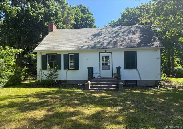 Homes for sale in Bedford, NY | 46 Greenwich Rd, Bedford, NY 10506 | MLS# 1016847