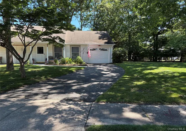 1st image of 152b Laurance, Brookhaven, NY 11961 | MLS# 1016866
