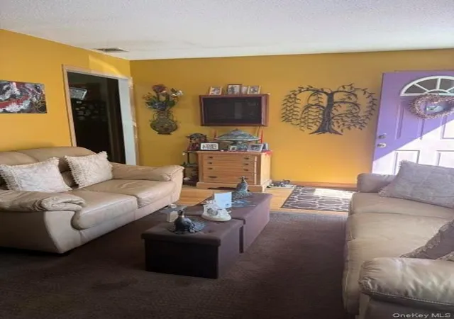 3rd image of 23 Landscape Dr, Babylon, NY 11798 | MLS# 1016869