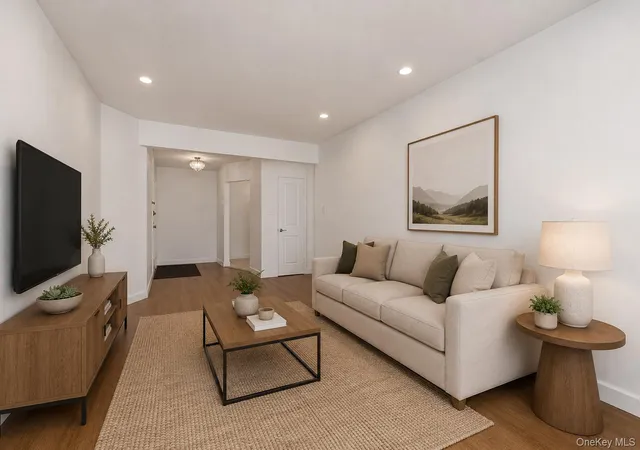5th image of 67-30 Clyde St #7T, Forest Hills, NY 11375 | MLS# 1016870