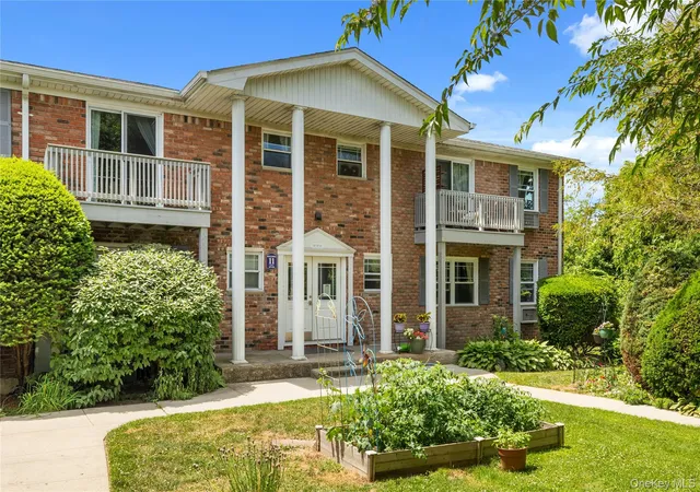 Homes for sale in Brookhaven, NY | 147 Fairharbor Dr #147, Brookhaven, NY 11772 | MLS# 1016879