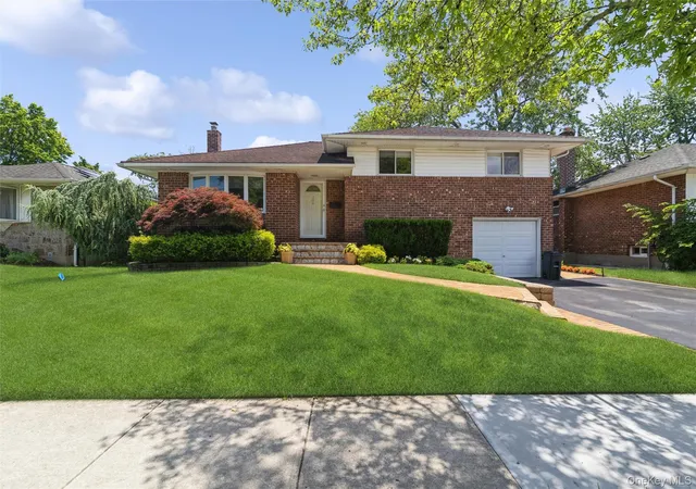 Photo 1 of Sale Pending at 204 Halsey Ave, Jericho, NY 11753 | MLS# 1016892 | Listing updated on 2026-07-17