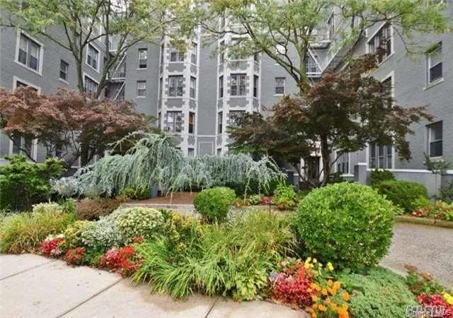 Photo 1 of Sale Pending at 1175 E Broadway #1G, Hempstead, NY 11557 | MLS# 1016893 | Listing updated on 2026-09-02