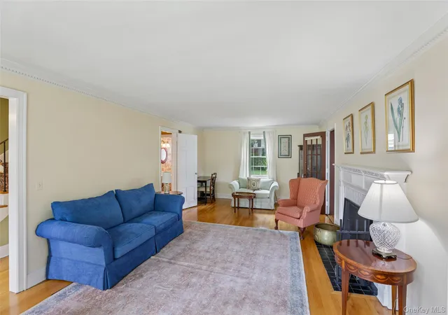 4th image of 105 Stewart Ave, Garden City, NY 11530 | MLS# 1016911