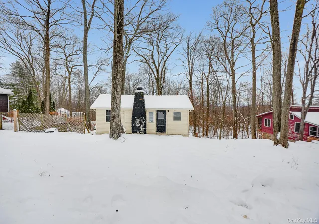 Homes for sale in Monroe, NY | 50 Woodland Cir S, Monroe, NY 10950 | MLS# 1016912