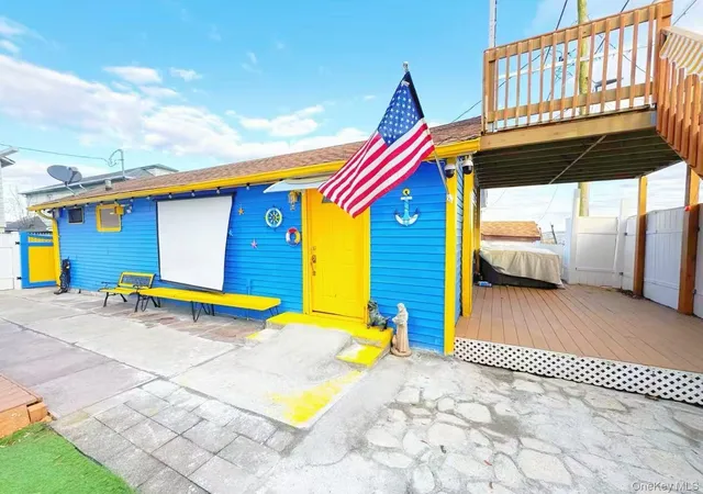 2nd image of 57 Pennyfield Cp, Bronx, NY 10465 | MLS# 1016933
