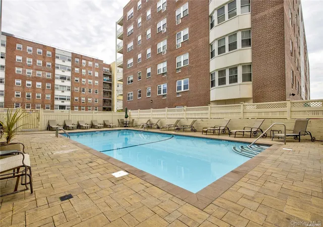 2nd image of 740 E Broadway #6k, Long Beach, NY 11561 | MLS# 1016953