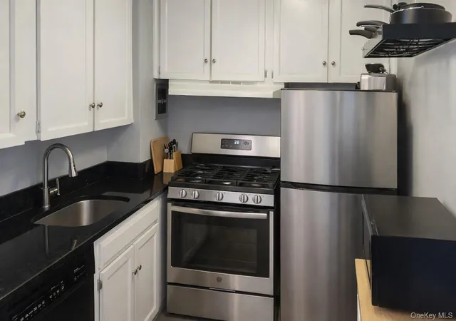 4th image of 740 E Broadway #6k, Long Beach, NY 11561 | MLS# 1016953