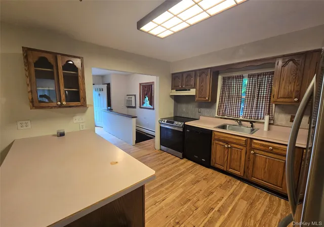 4th image of 5 Beaverbrook Rd, New Windsor, NY 12553 | MLS# 1016961