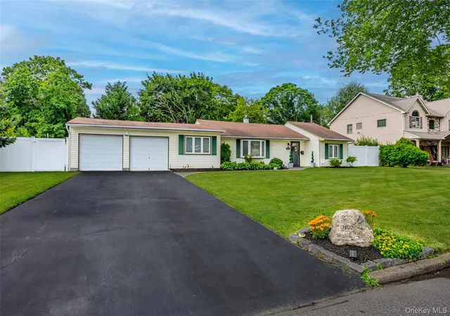 2nd image of 1022 Fire Island Ave, Bay Shore, NY 11706 | MLS# 1016964