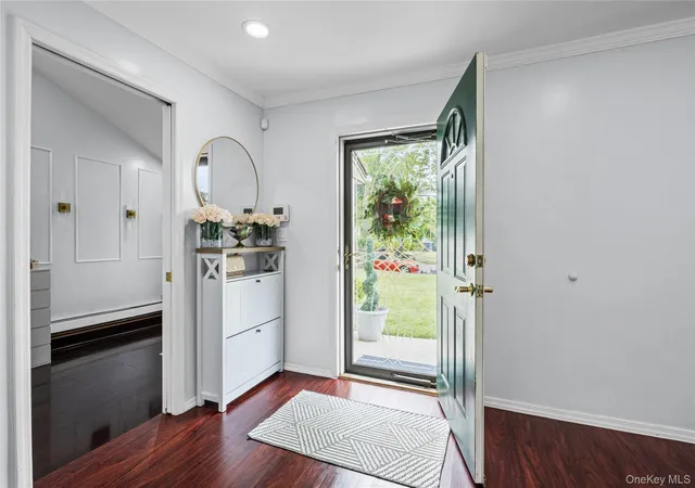 5th image of 1022 Fire Island Ave, Bay Shore, NY 11706 | MLS# 1016964