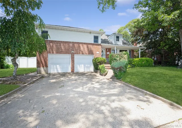 2nd image of 485 Gifford Ave, Hempstead, NY 11572 | MLS# 1016973