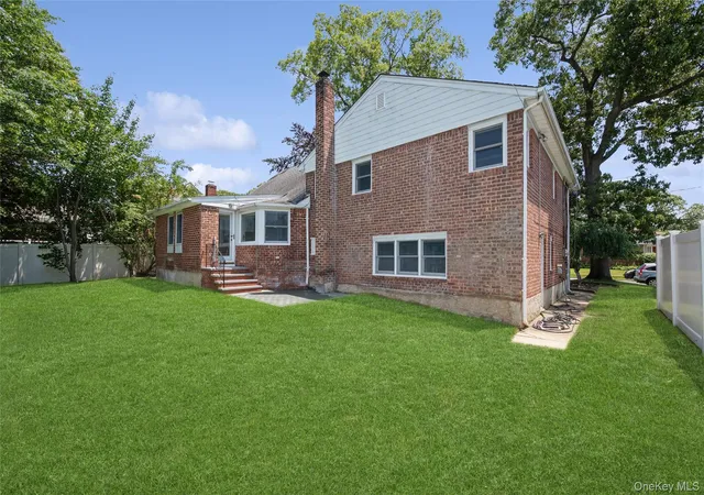 27th image of 485 Gifford Ave, Hempstead, NY 11572 | MLS# 1016973
