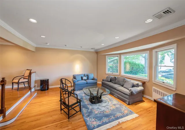 4th image of 485 Gifford Ave, Hempstead, NY 11572 | MLS# 1016973