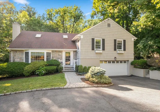 Homes for sale in Greenburgh, NY | 372 Fort Hill Rd, Greenburgh, NY 10583 | MLS# 1016984