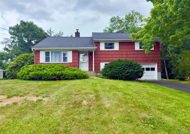 Homes for sale in Hyde Park, NY | 10 Abbie Ln, Hyde Park, NY 12538 | MLS# 1016996