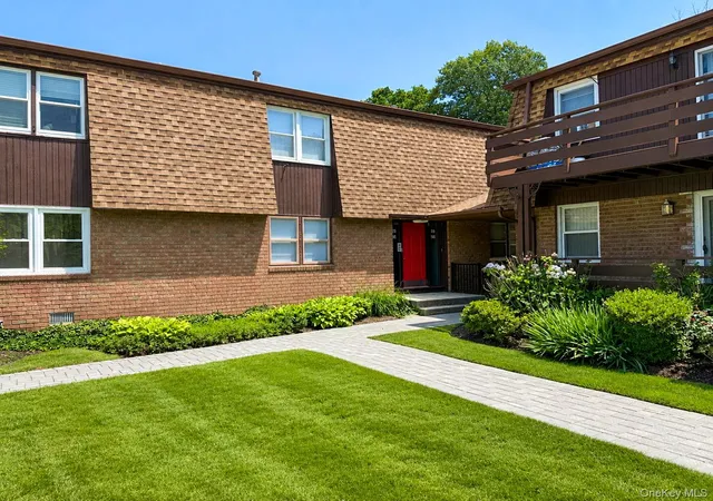 Homes for sale in Clarkstown, NY | 124 New Holland Village Village, Clarkstown, NY 10954 | MLS# 1017004