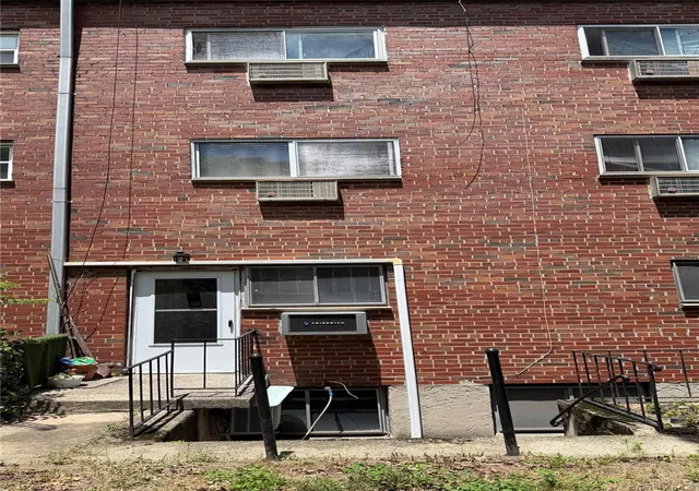 16th image of 140 50 34th Ave, Flushing, NY 11354 | MLS# 1017015