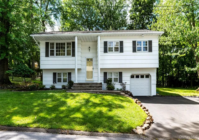 Homes for sale in Clarkstown, NY | 414 Maple Ave, Clarkstown, NY 10960 | MLS# 1017021