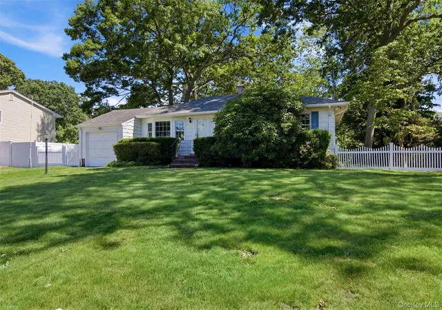 2nd image of 34 Hollo Dr, Holbrook, NY 11741 | MLS# 1017022
