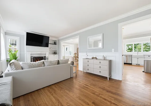 4th image of 17 Norman Ave, Amityville, NY 11701 | MLS# 1017032