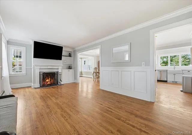5th image of 17 Norman Ave, Amityville, NY 11701 | MLS# 1017032