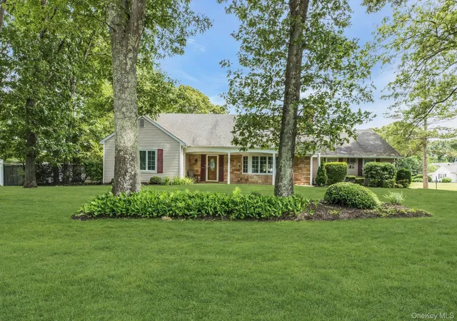 2nd image of 23 Bently Ln, Brookhaven, NY 11790 | MLS# 1017039