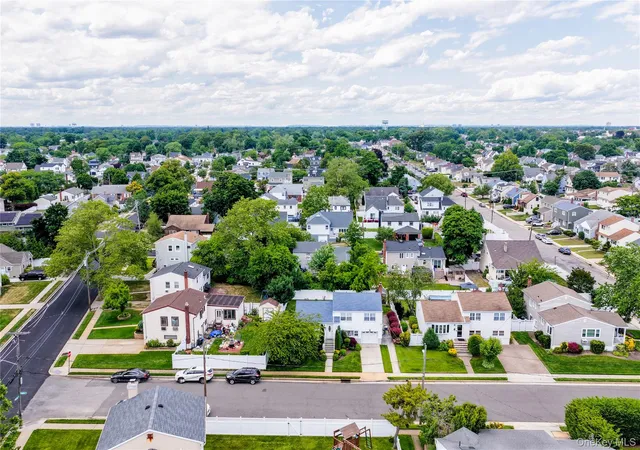 32nd image of 60 Lewis St, Hempstead, NY 11520 | MLS# 1017048