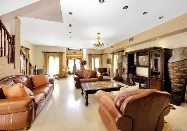 Photo 3 of Single family home for sale at 186 31 Radnor Rd, Jamaica, NY 11432 | MLS# 1017064 | Listing updated on 2026-07-12