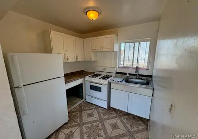 3rd image of 158-12 85Th Ave, Jamaica, NY 11432 | MLS# 1017082