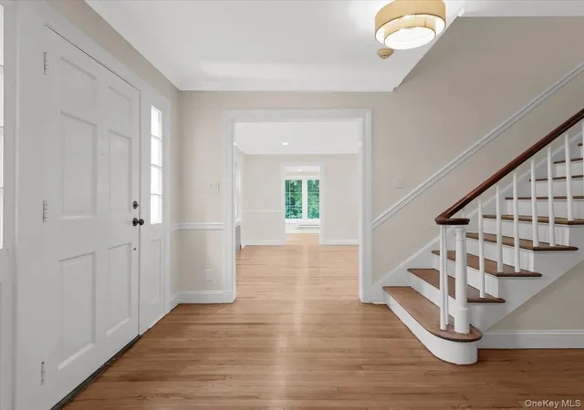 Photo 4 of Sale Pending at 178 Overlook Ave, North Hempstead, NY 11021 | MLS# 1017092 | Listing updated on 2026-08-07