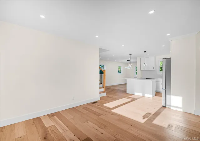 3rd image of 737 Flowerdale Dr, Hempstead, NY 11783 | MLS# 1017093