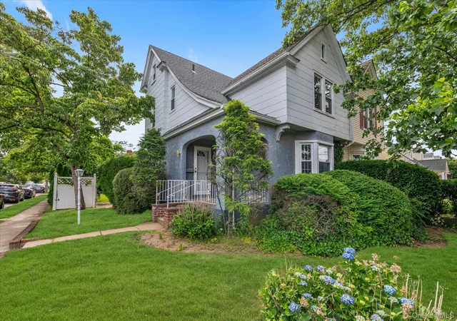 Photo 1 of Sale Pending at 343 Nassau Blvd, North Hempstead, NY 11040 | MLS# 1017132 | Listing updated on 2026-07-31