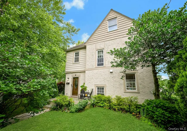 1st image of 4 Interlaken Ave, New Rochelle, NY 10801 | MLS# 1017134