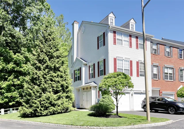 Homes for sale in Clarkstown, NY | 141 Meadow Ln, Clarkstown, NY 10954 | MLS# 1017145