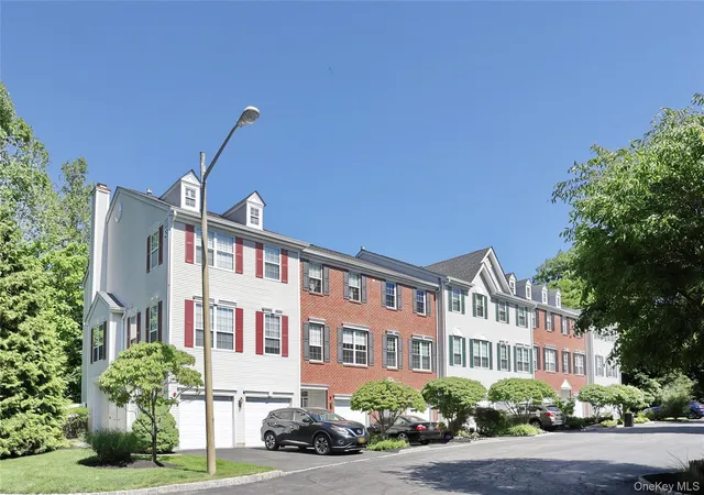 3rd image of 141 Meadow Ln, Nanuet, NY 10954 | MLS# 1017145