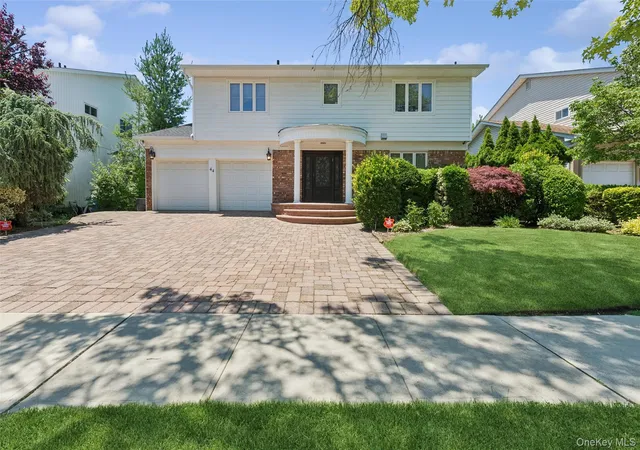 1st image of 44 Gale Dr, Valley Stream, NY 11581 | MLS# 1017168