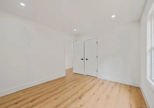 Photo 19 of Sale Pending at 65 Superior St, Brookhaven, NY 11776 | MLS# 1017171 | Listing updated on 2026-09-24