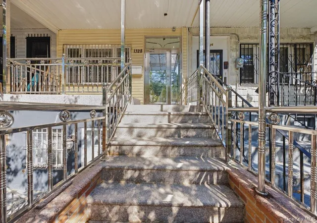 2nd image of 1328 Teller Ave, New York, NY 10456 | MLS# 1017178