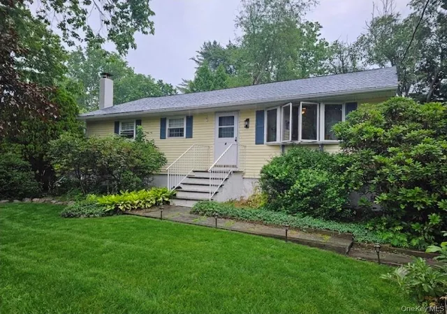 Homes for sale in Mamakating, NY | 4 Pinegrove Dr, Mamakating, NY 12790 | MLS# 1017189
