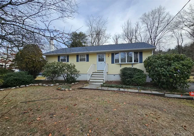 Homes for sale in Mamakating, NY | 4 Pinegrove Dr, Mamakating, NY 12790 | MLS# 1017189