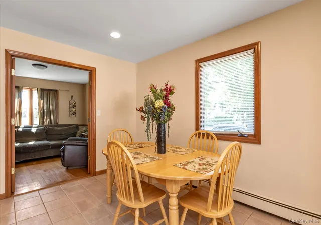 Photo 4 of Sale Pending at 2 East Ct, Oyster Bay, NY 11714 | MLS# 1017191 | Listing updated on 2026-08-07